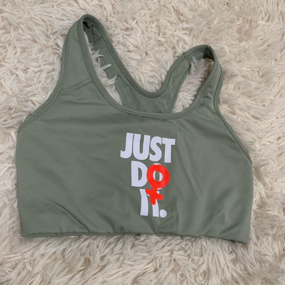 Small Nike DriFit Sports Bra